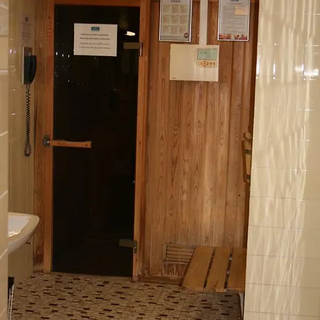 - Swimming Pool Available * دافوس