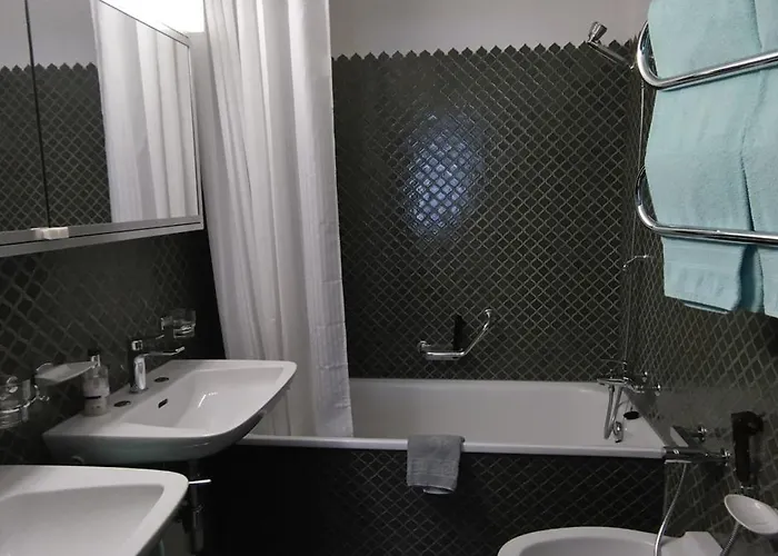 - Swimming Pool Available Apart Otel Ostrava